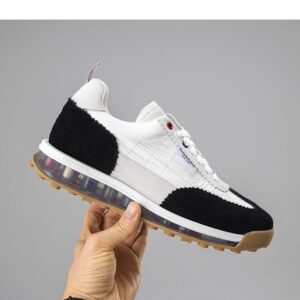 [국내배송]톰브라운 수입프리미엄급 남성 TECH RUNNER 스니커즈