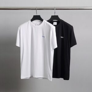 [국내배송]버버리 엠보로고 라운드 반팔티