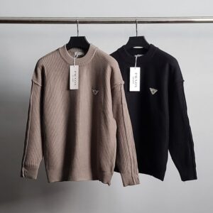 [국내배송]프라다 로고자수 와플 니트